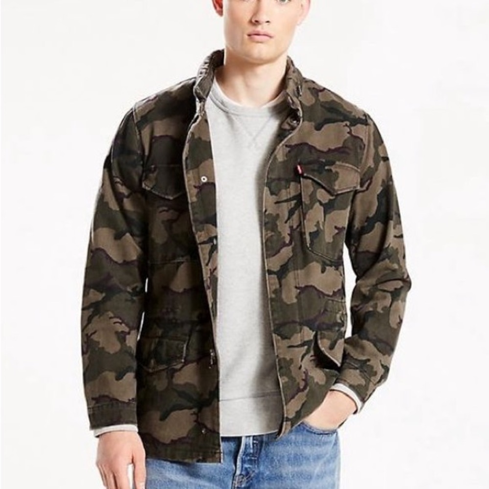 Levi’s men’s camouflage utility jacket